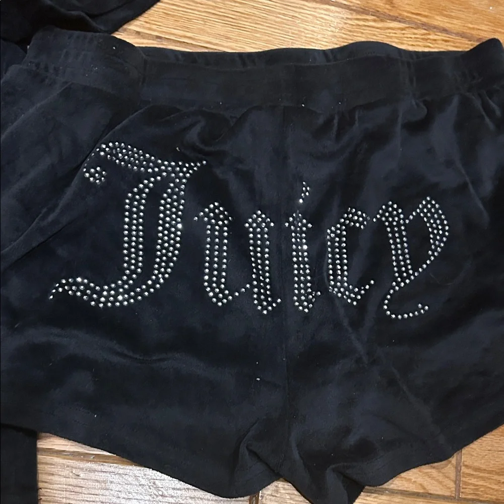 Juicy Couture Black Velour Rhinestone Set - Picture 4 of 5